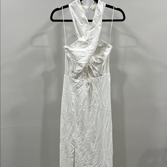 AMANDA UPRICHARD X REVOLVE Zahara Gown in White - Picture 4 of 10